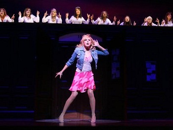 Laura Bell Bundy in LEGALLY BLONDE